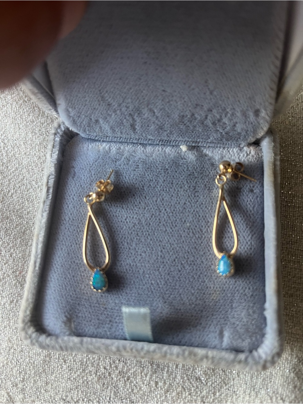 14k gold and opal earrings. Worn a few times.